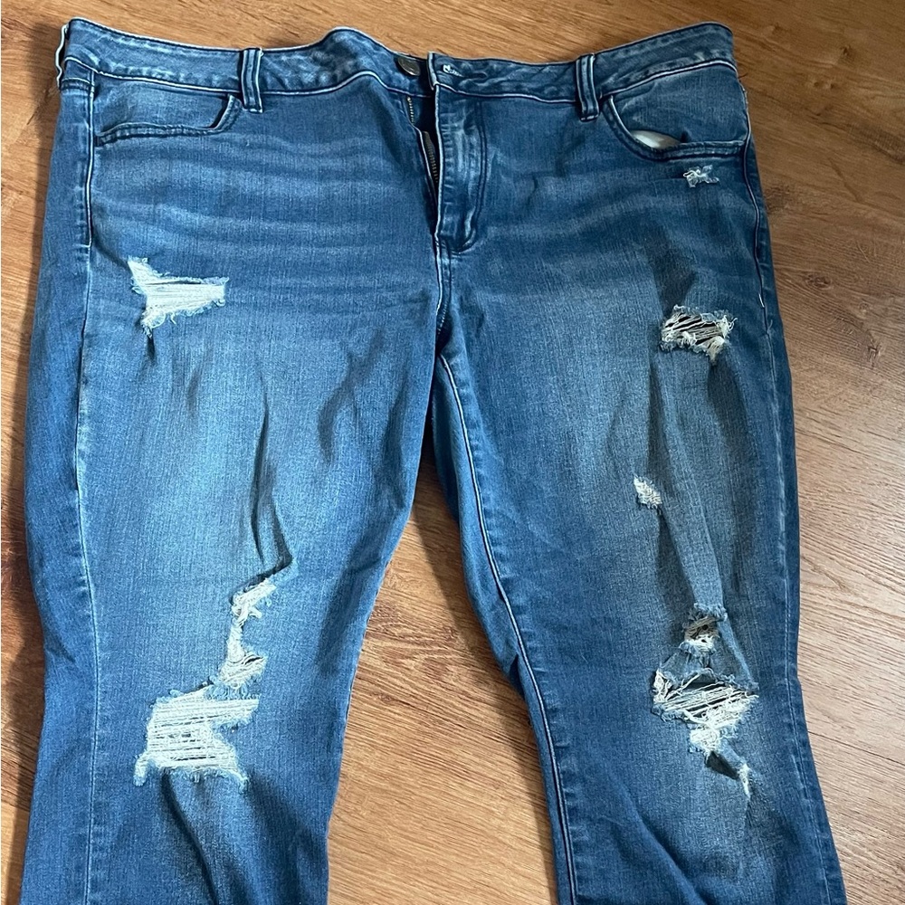 American Eagle Outfitters Blue Boyfriend Jeans Distressed